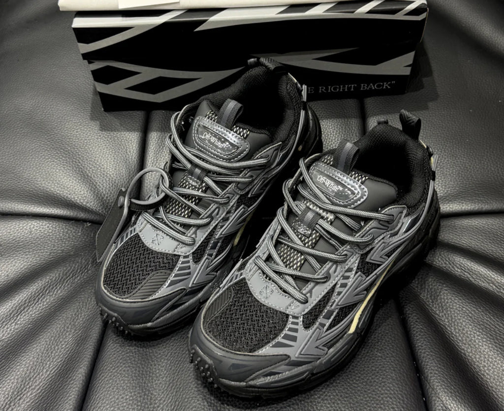SNEAKERS OFFW