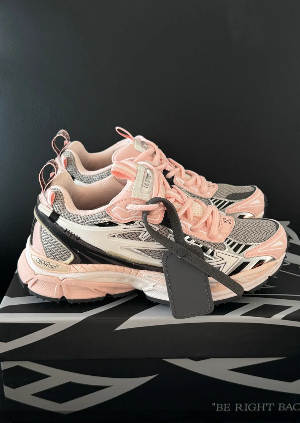 SNEAKERS OFFW