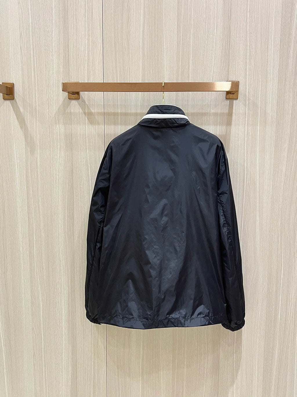 VESTE PRD LOGO WHITE