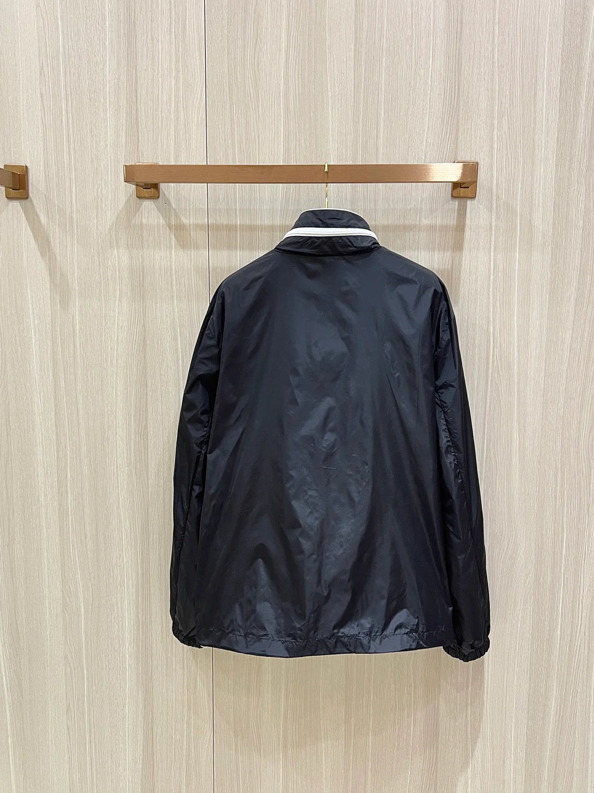 VESTE PRD LOGO WHITE