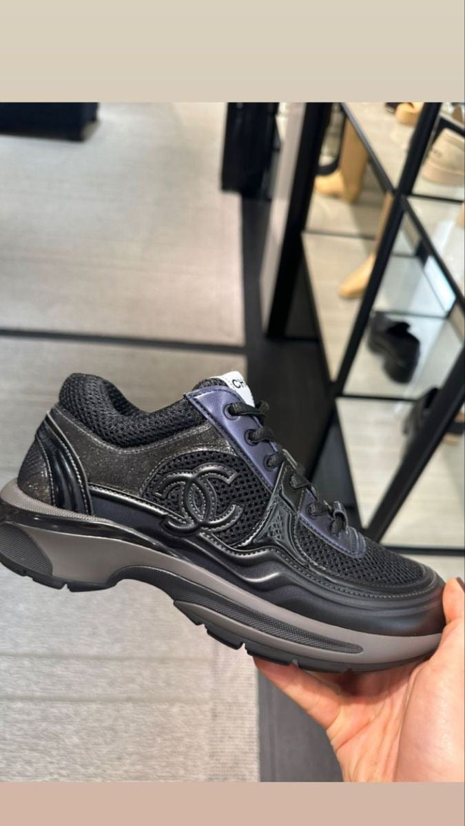 SNEAKERS CHNL