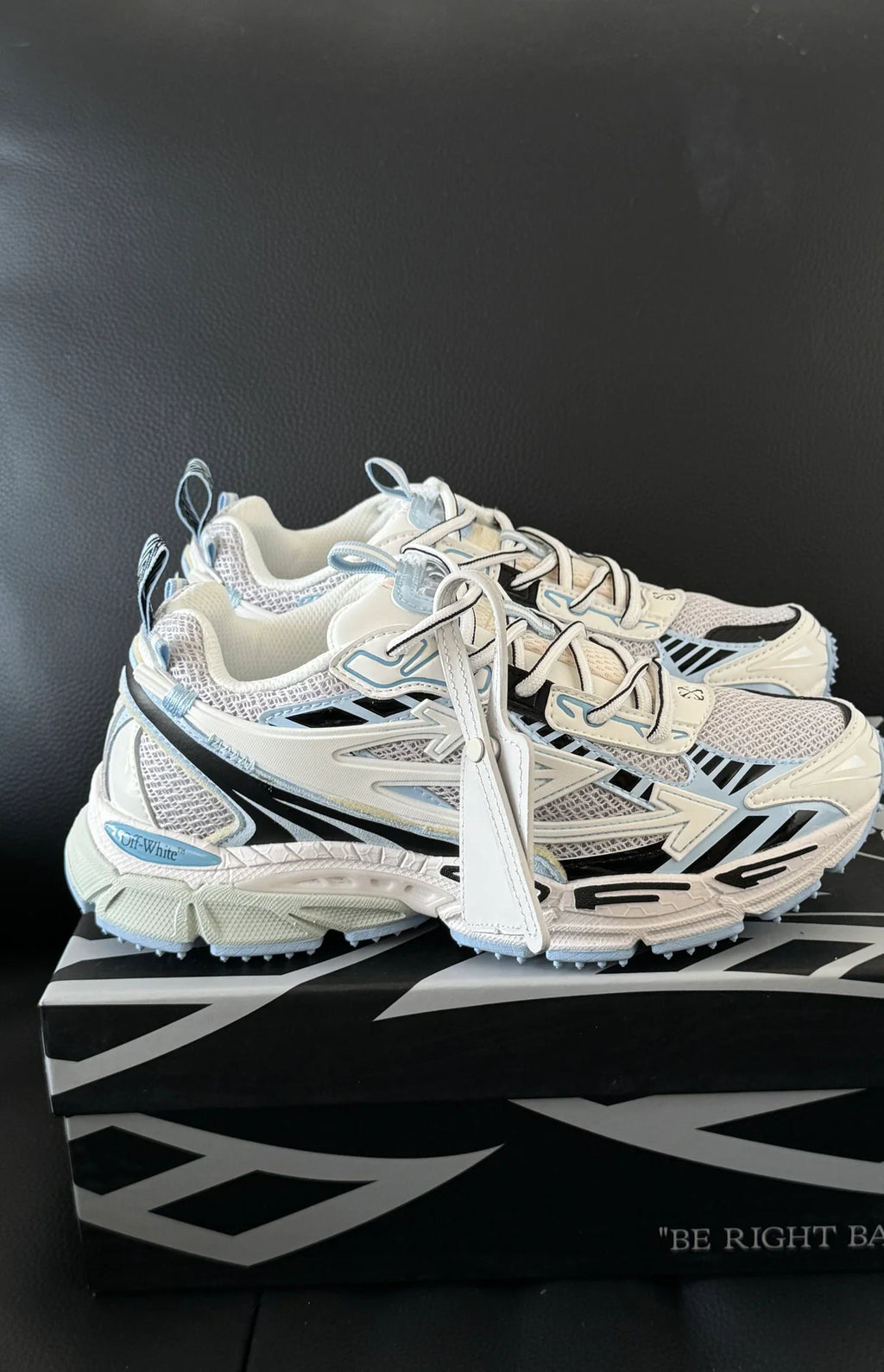 SNEAKERS OFFW