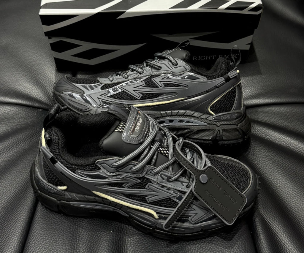 SNEAKERS OFFW
