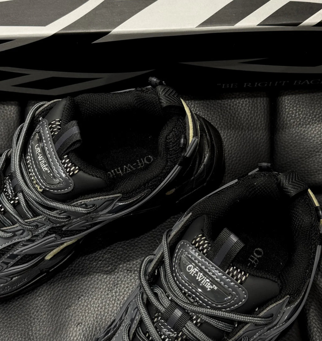 SNEAKERS OFFW