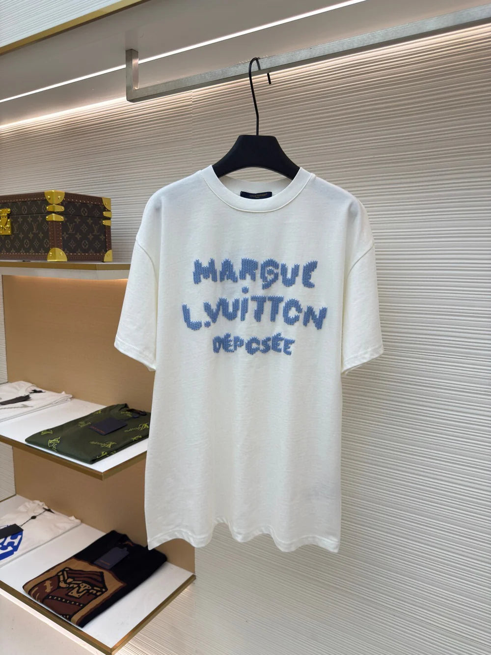T-SHIRT LV