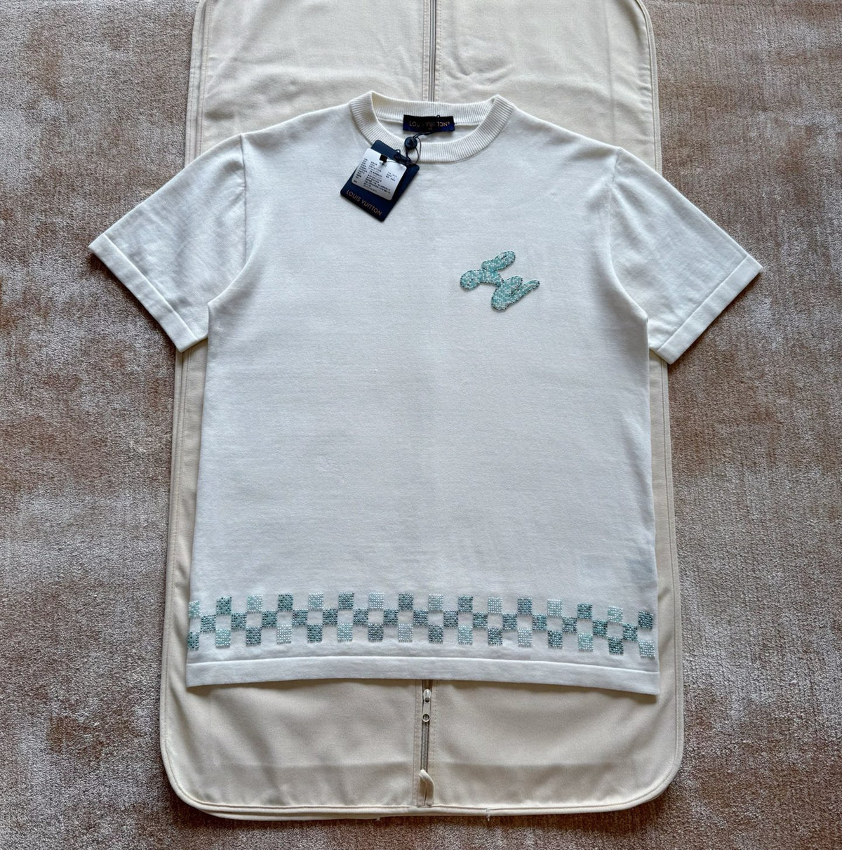 T-SHIRT LV