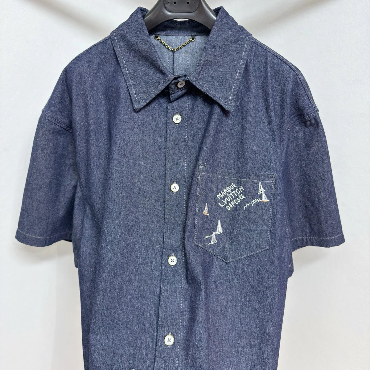 CHEMISE LV